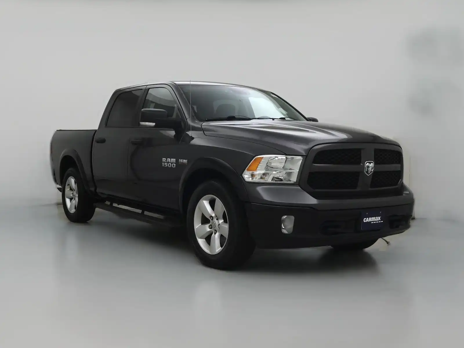 2015 RAM 1500 Bighorn's photo