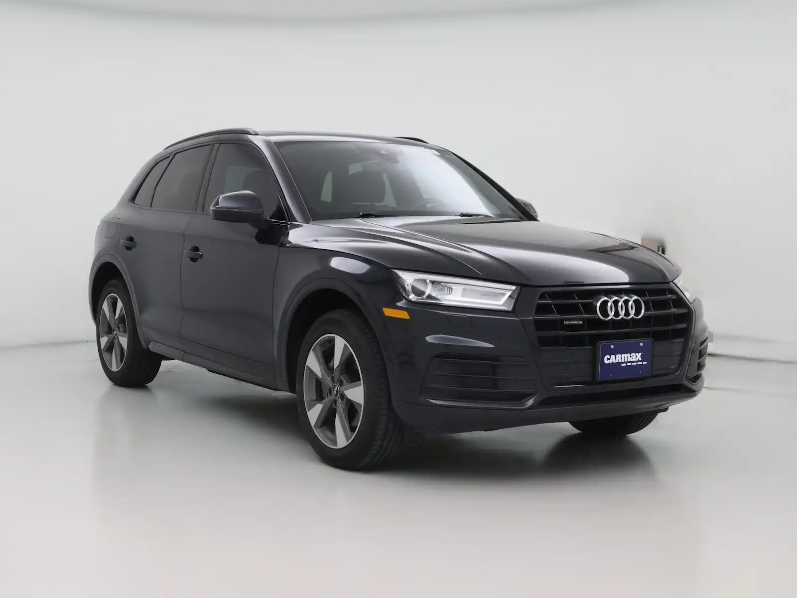 2020 Audi Q5 45 Titanium Premium quattro S tronic's photo