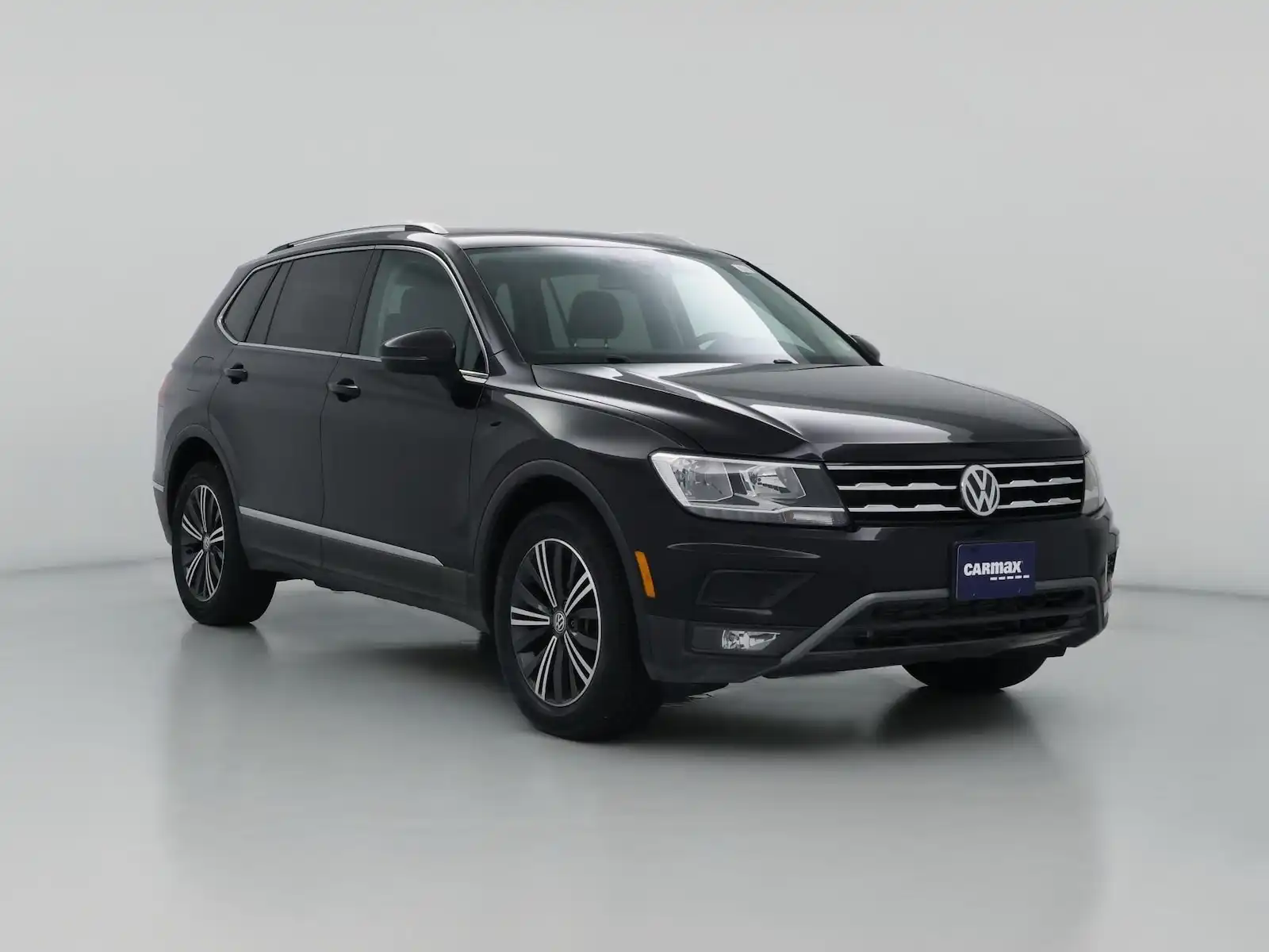 2018 Volkswagen Tiguan 2.0T SEL 4Motion's photo