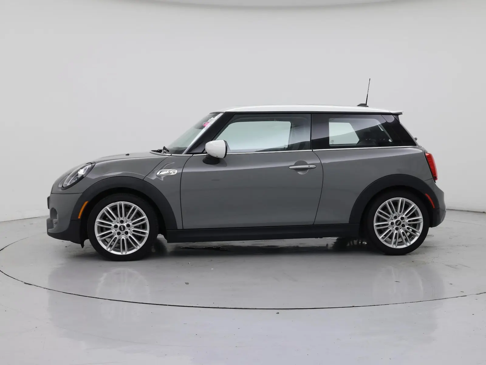 2021 MINI Hardtop Cooper S photo 4