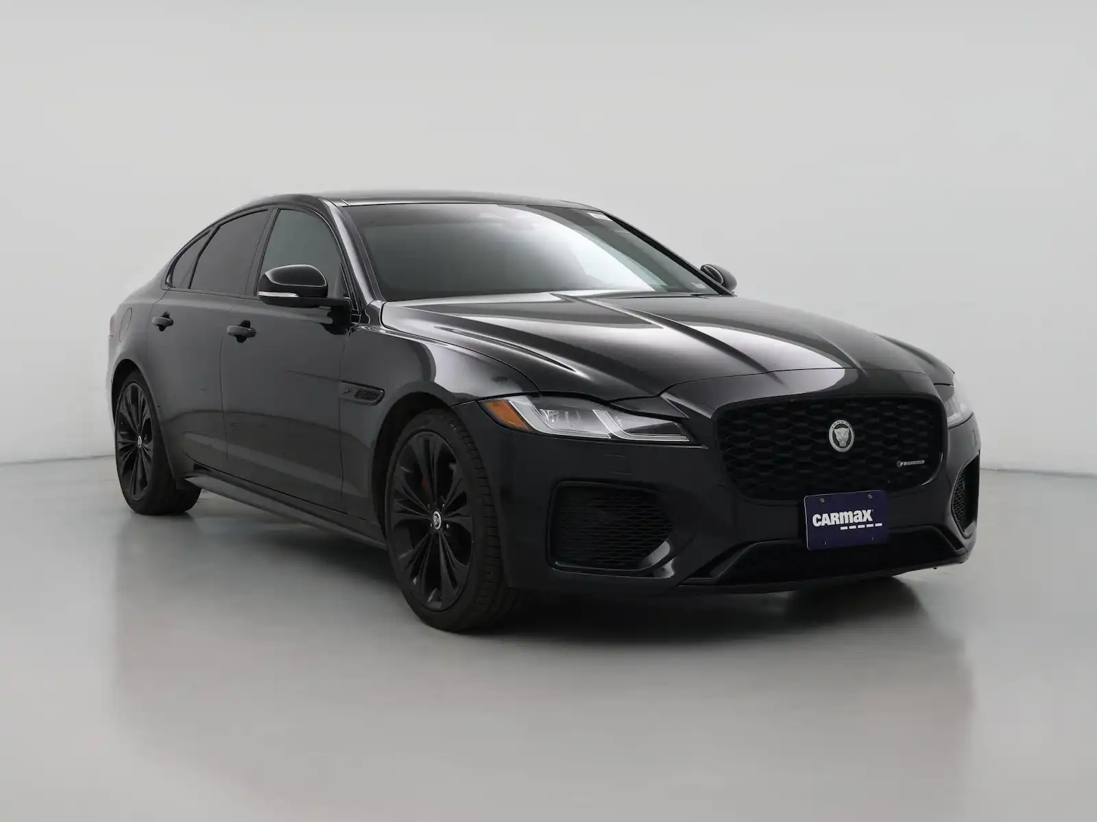 2024 Jaguar XF P300 R-Dynamic SE's photo