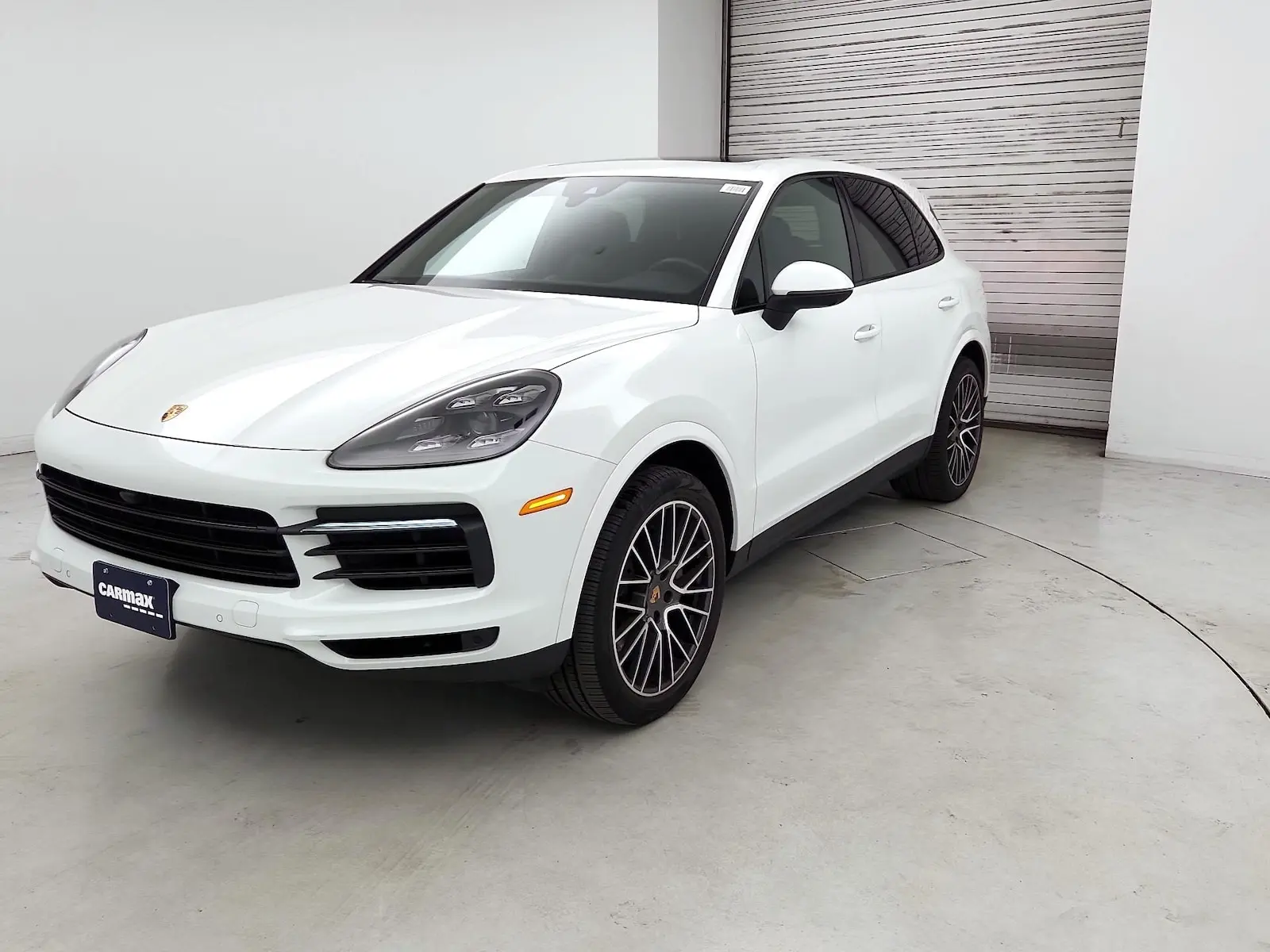 2020 Porsche Cayenne S photo 3
