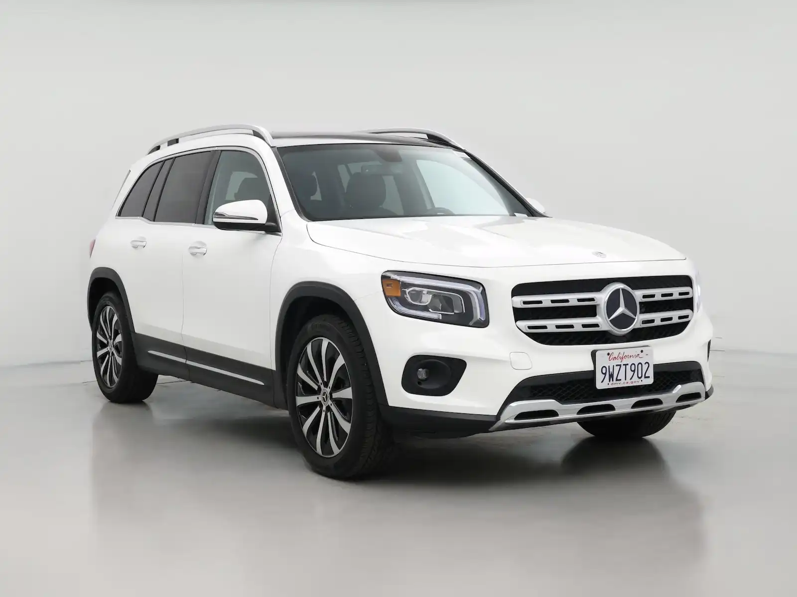 2023 Mercedes-Benz GLB GLB250 4MATIC's photo