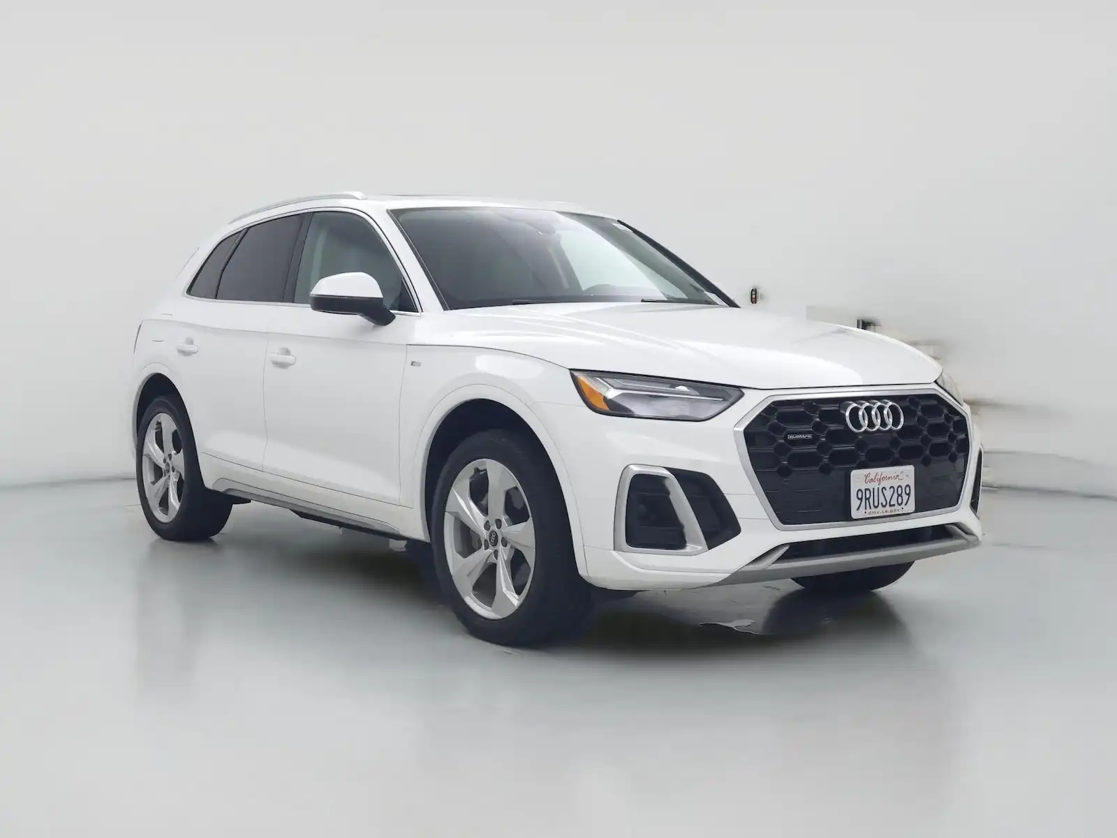 2023 Audi Q5 45 Premium Plus's photo