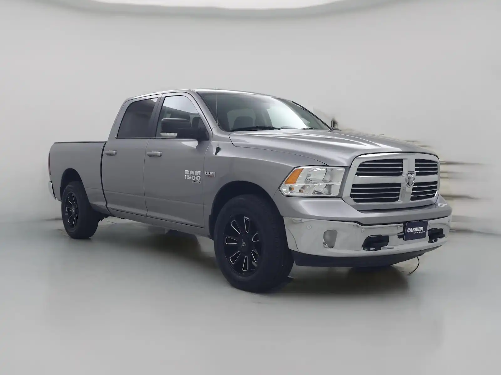 2019 RAM 1500 Classic Big Horn 4WD Crew Cab 6'4's photo