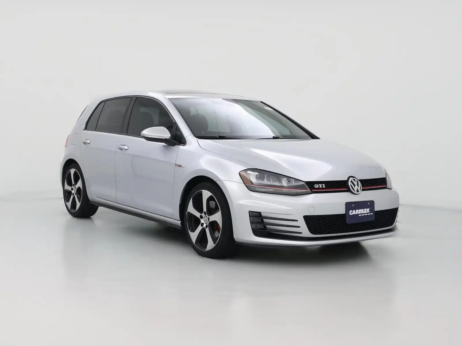 2016 Volkswagen Golf GTI 2.0T SE 4-Door DSG PZEV's photo
