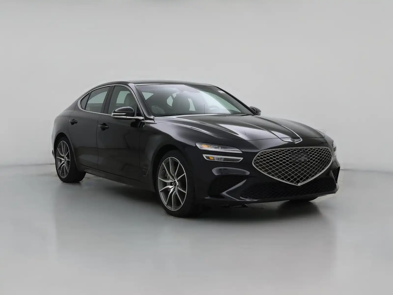 2025 Genesis G70 2.5T Standard's photo
