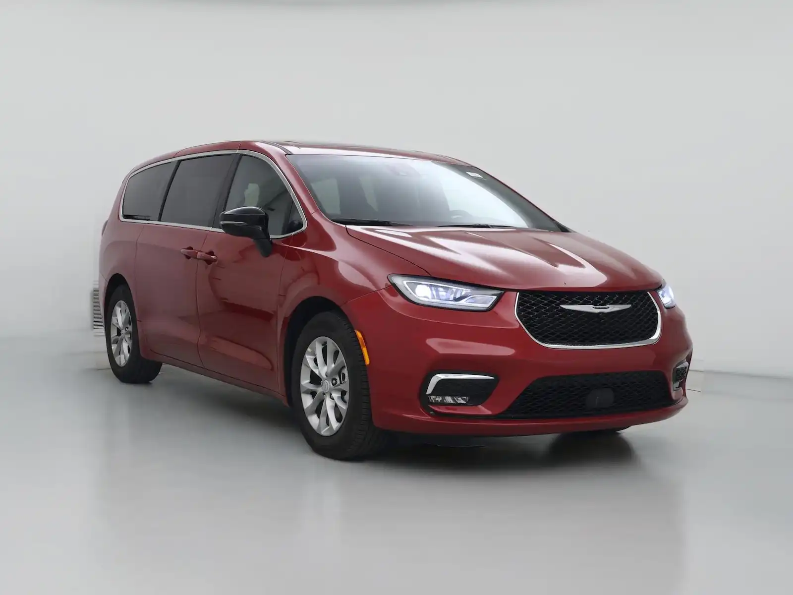 2026 Chrysler Pacifica Limited's photo