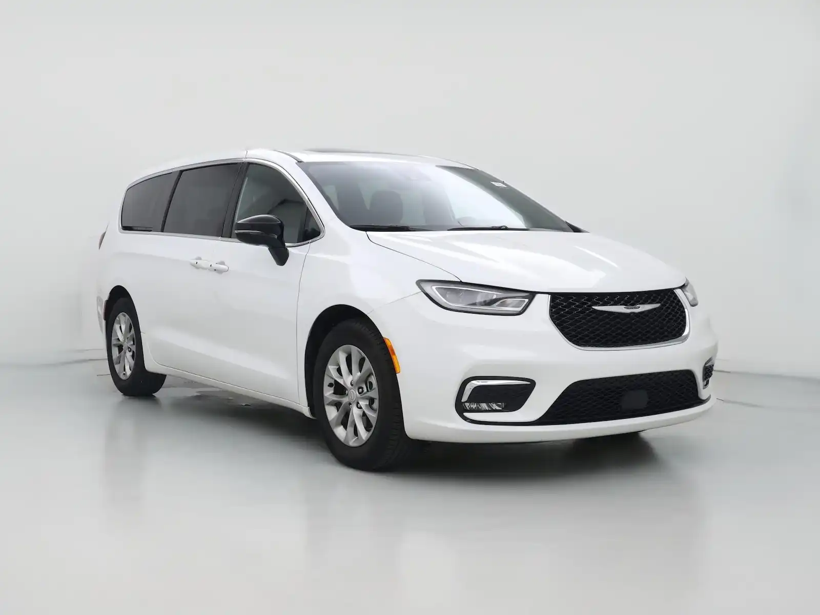2026 Chrysler Pacifica Limited's photo