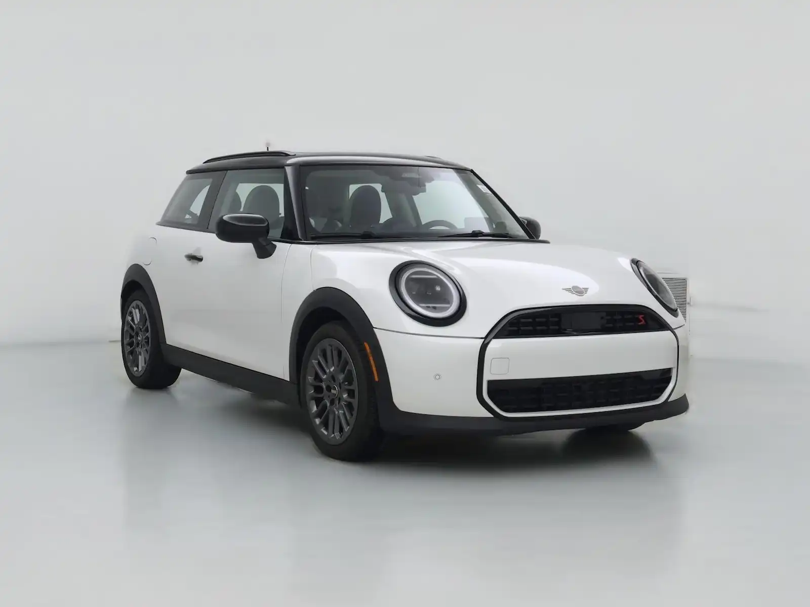 2025 MINI Hardtop Cooper S Signature's photo