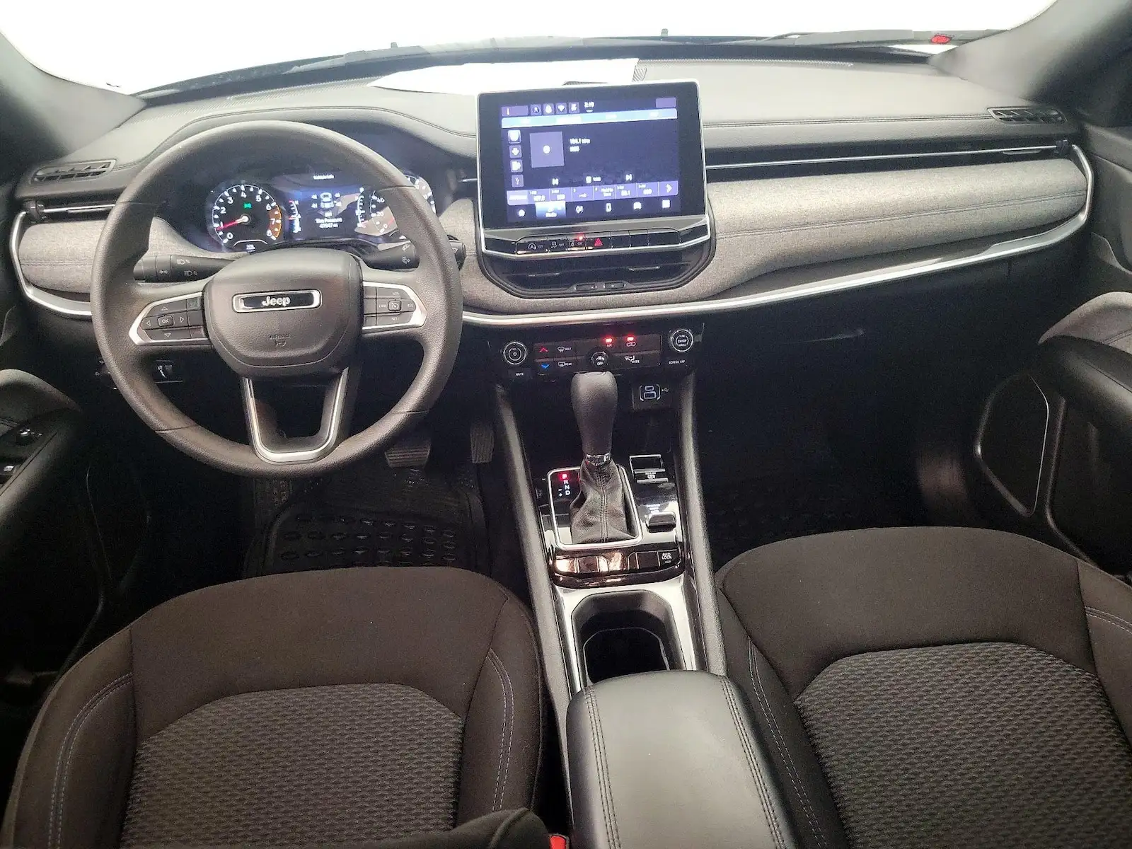 2024 Jeep Compass Sport 4WD's photo