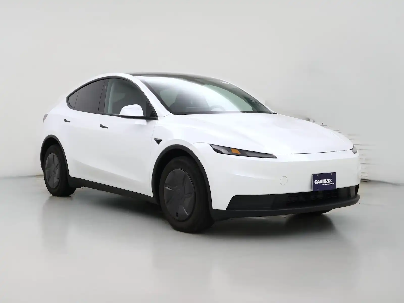 2026 Tesla Model Y Standard AWD's photo
