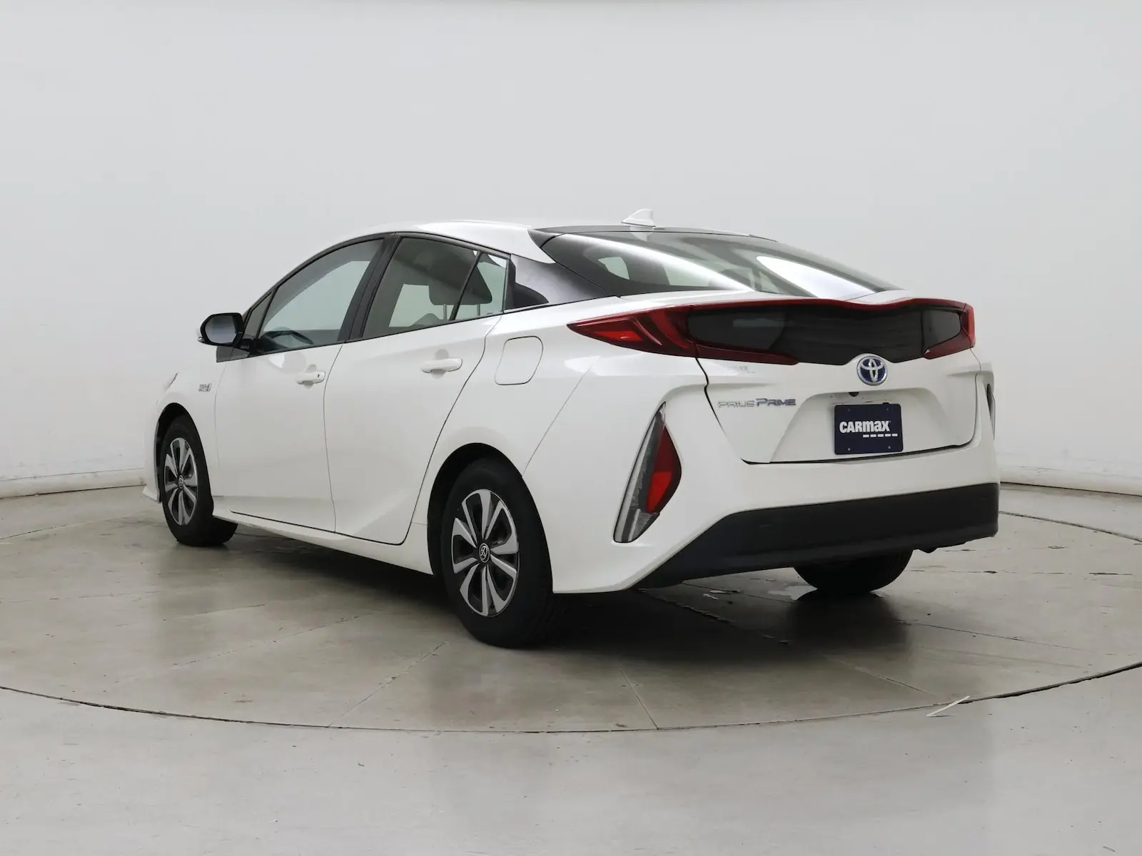 2017 Toyota Prius Prime Premium photo 3