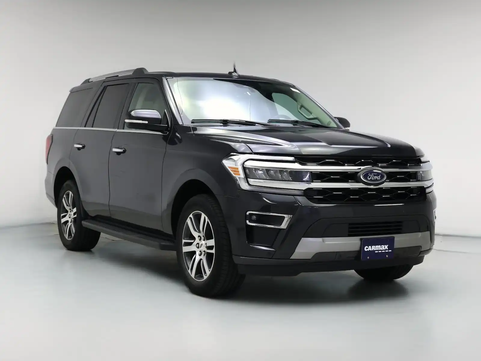 2024 Ford Expedition Limited's photo