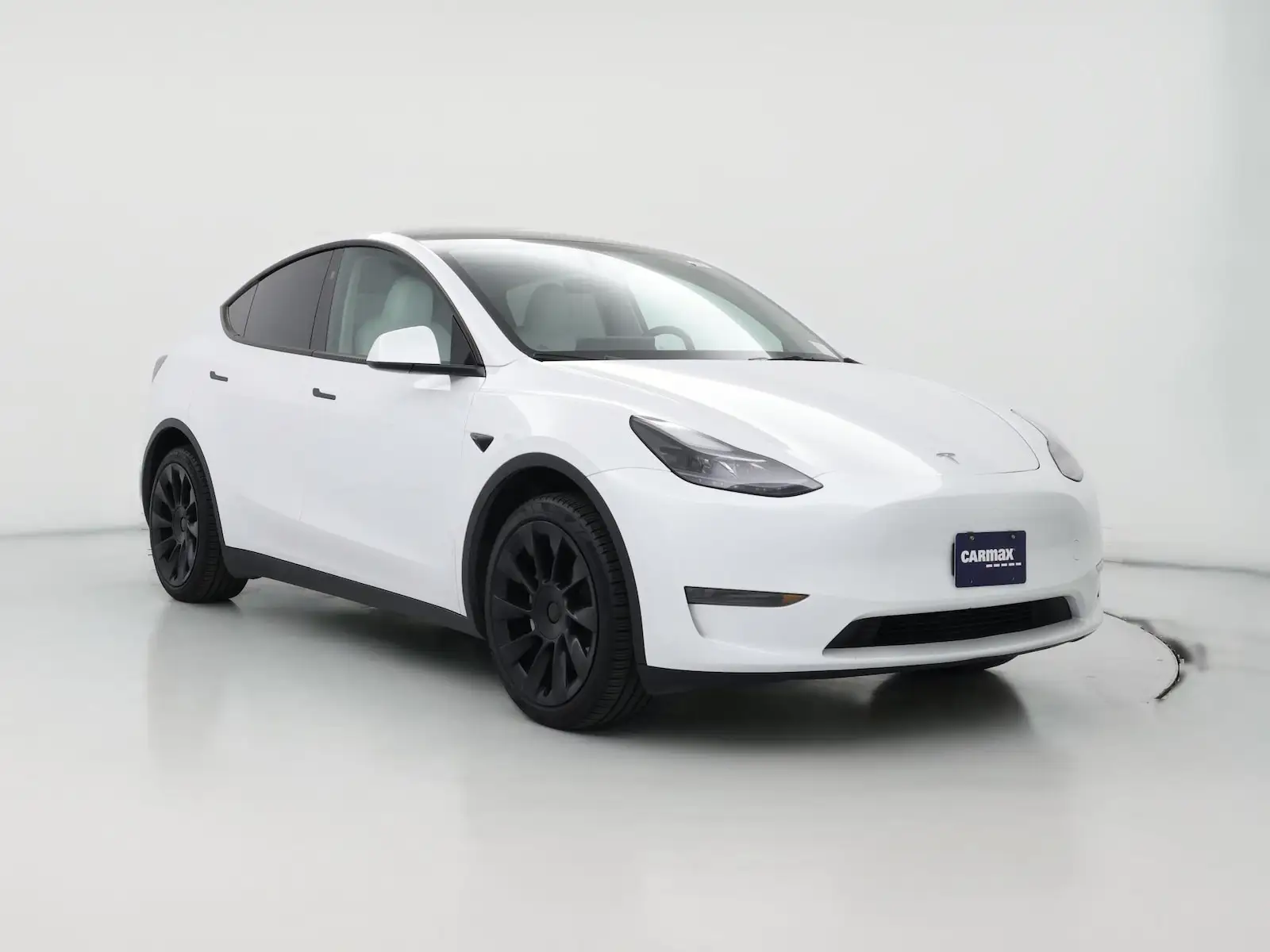 2024 Tesla Model Y Long Range RWD photo 1