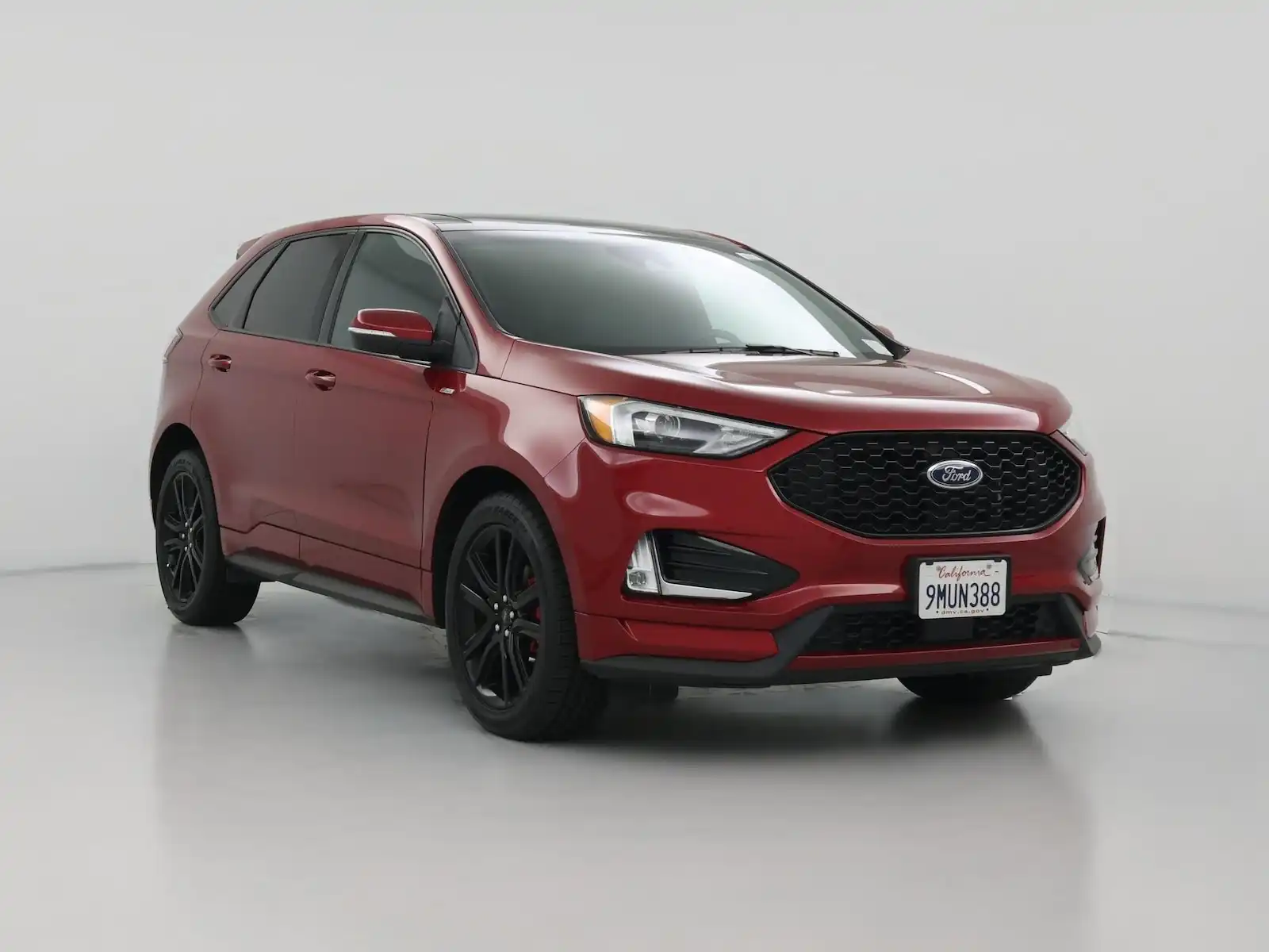 2020 Ford Edge ST-Line's photo
