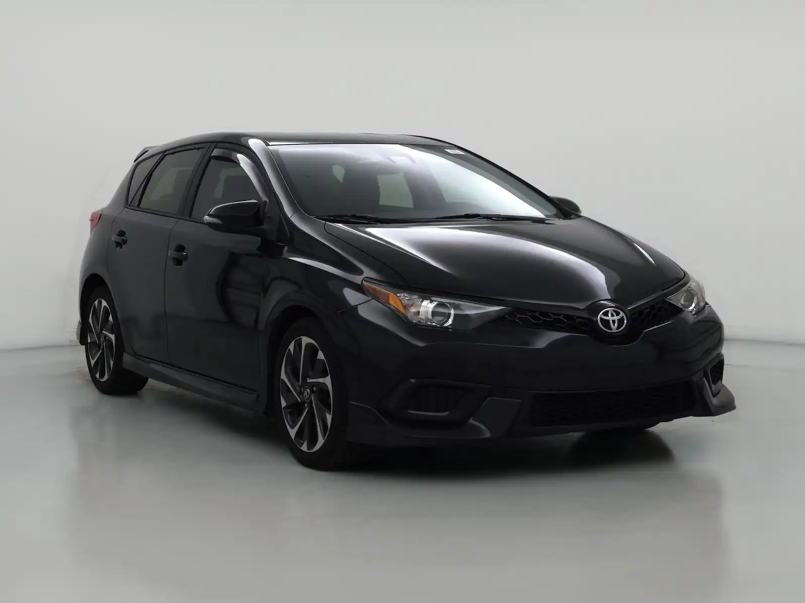 2017 Toyota Corolla iM CVT's photo