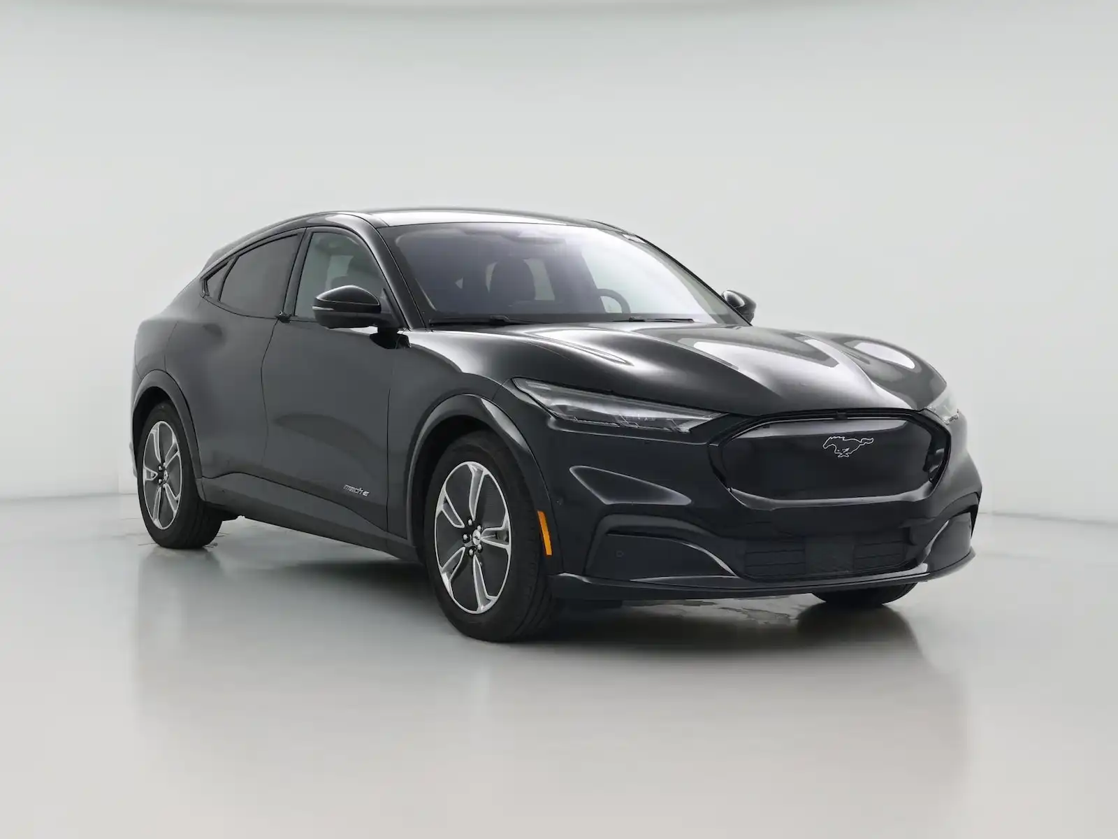 2023 Ford Mustang-Mach-e Premium's photo