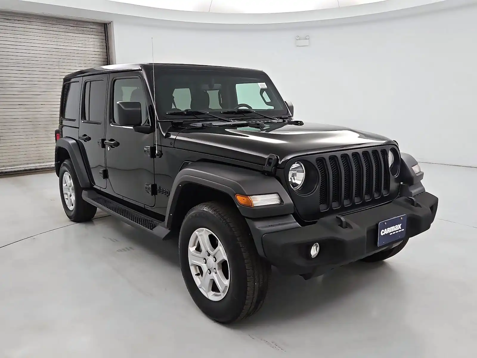 2022 Jeep Wrangler Sport S's photo