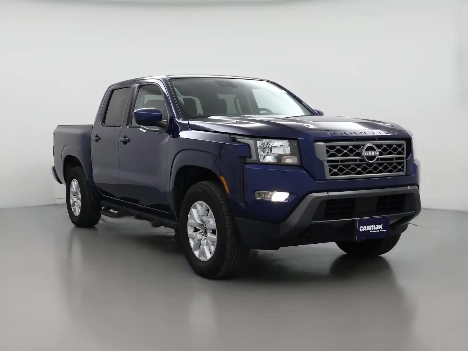 2022 Nissan Frontier SV Crew Cab 4WD SWB's photo