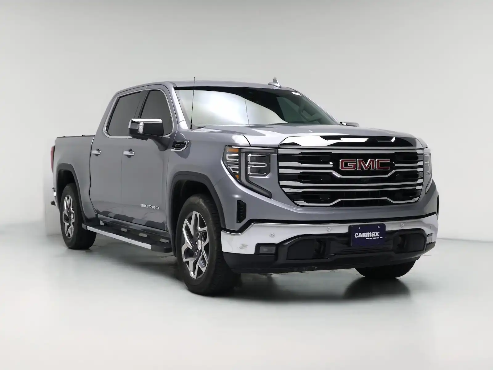 2024 GMC Sierra SLT 2WD Crew Cab Short Box's photo