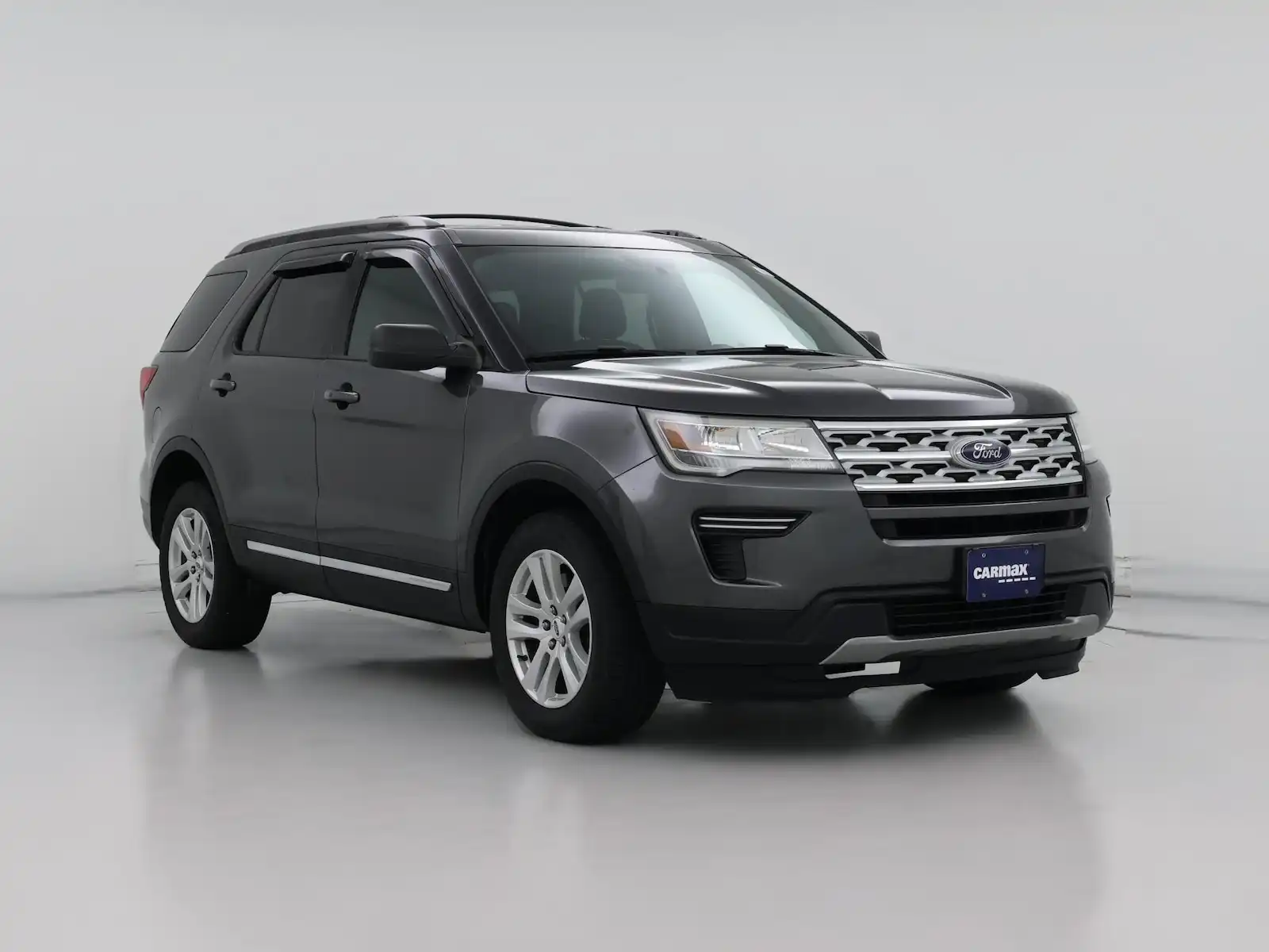 2019 Ford Explorer XLT 4WD's photo