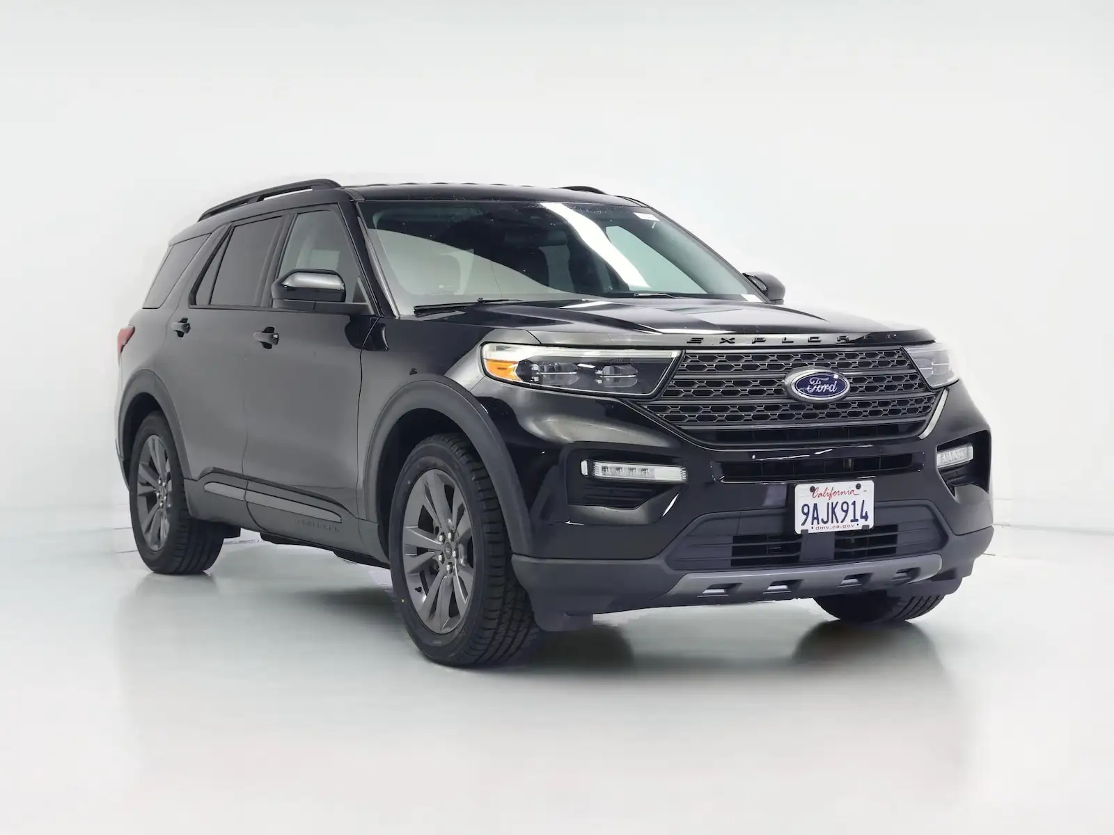 2022 Ford Explorer XLT RWD's photo