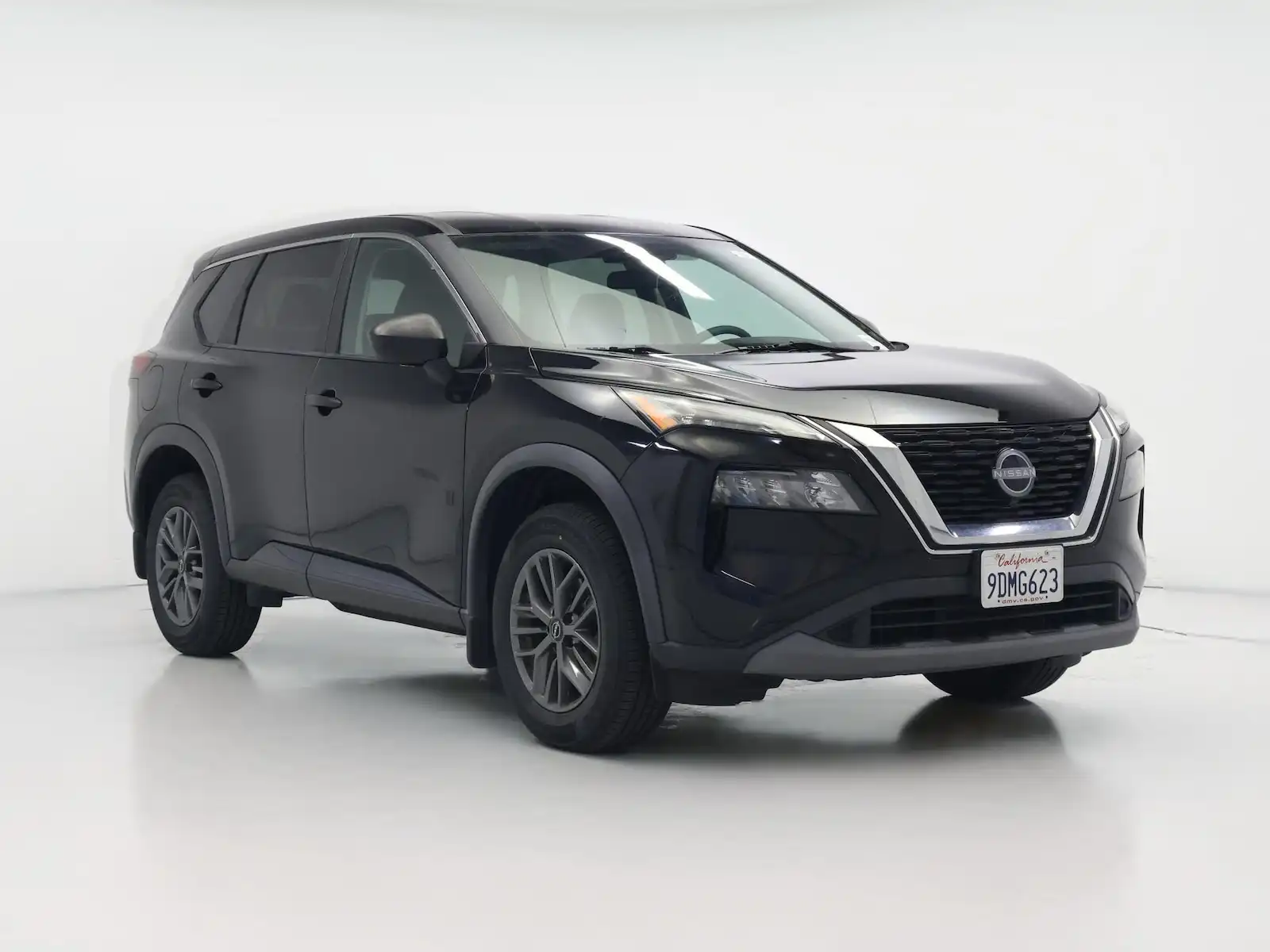 2023 Nissan Rogue S FWD's photo