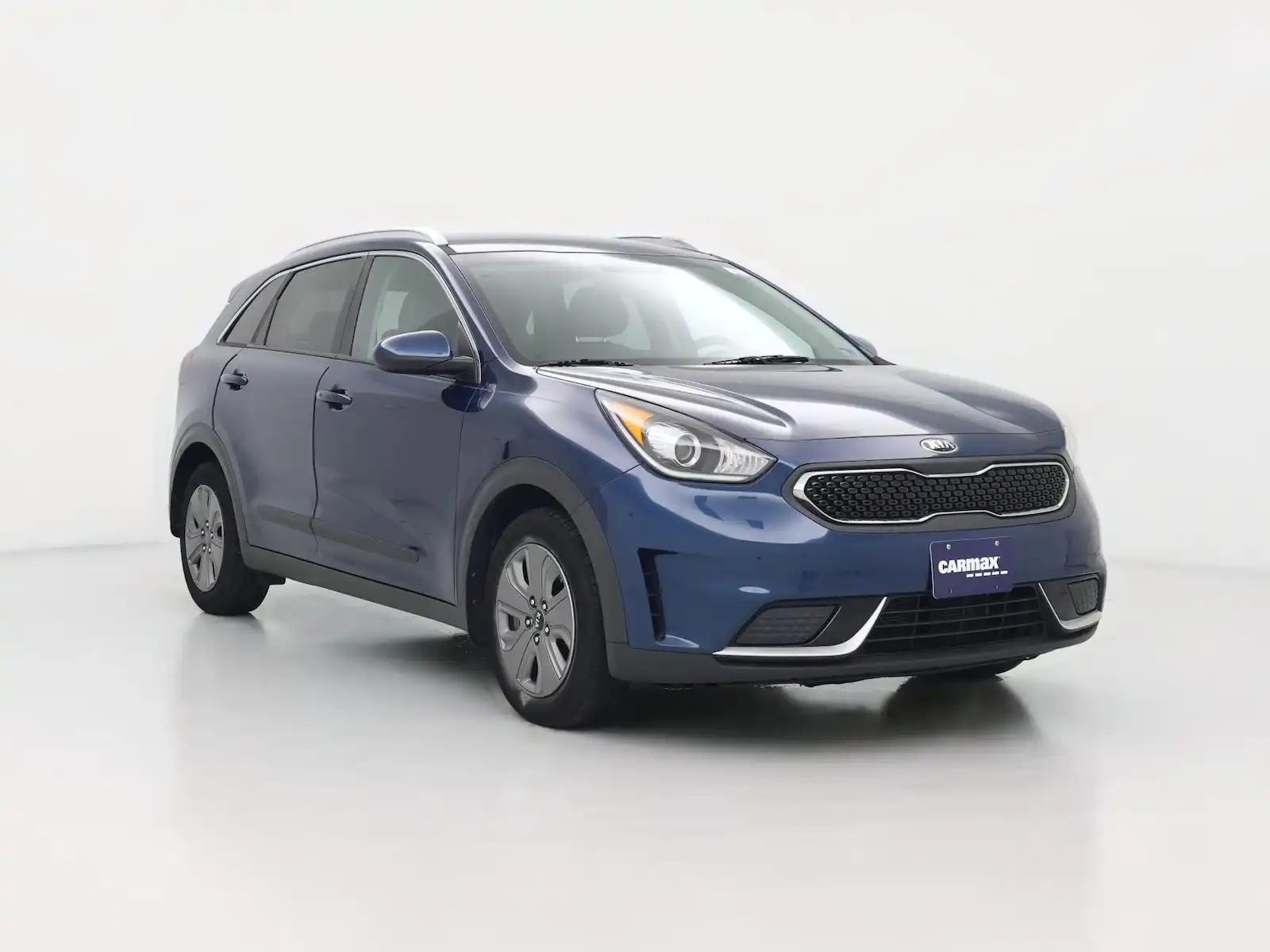 2019 Kia Niro LX's photo