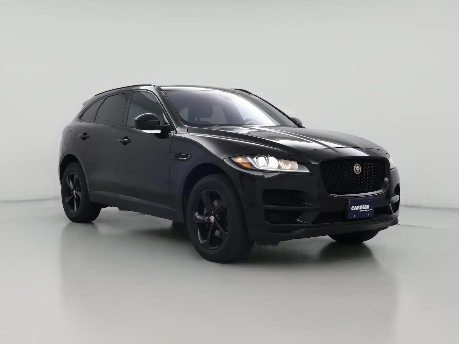 2020 Jaguar F-PACE 25t Premium AWD's photo