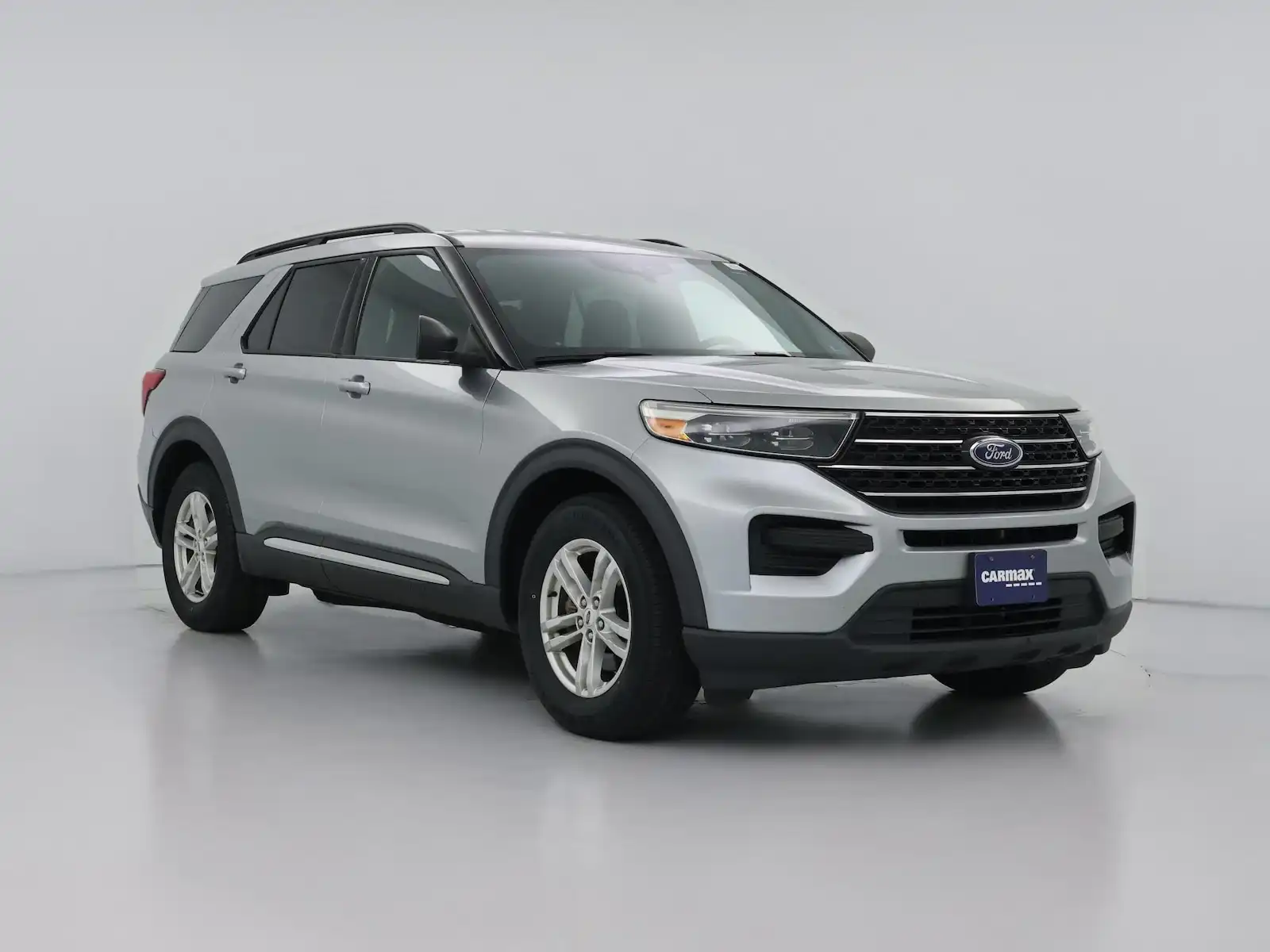 2020 Ford Explorer XLT RWD's photo
