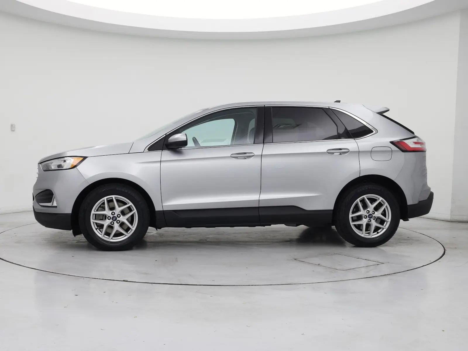 2021 Ford Edge SEL AWD photo 4