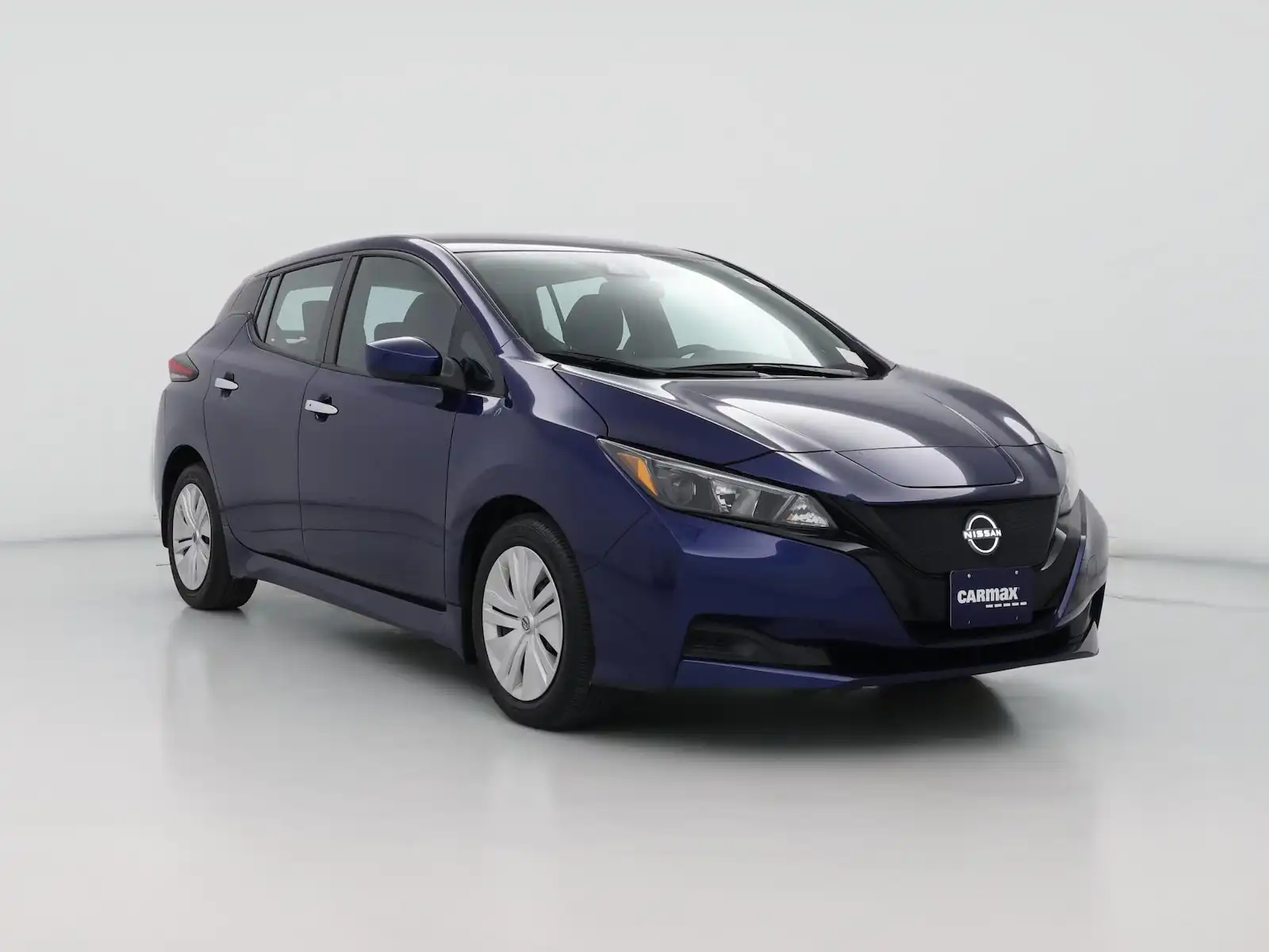 2024 Nissan Leaf S's photo