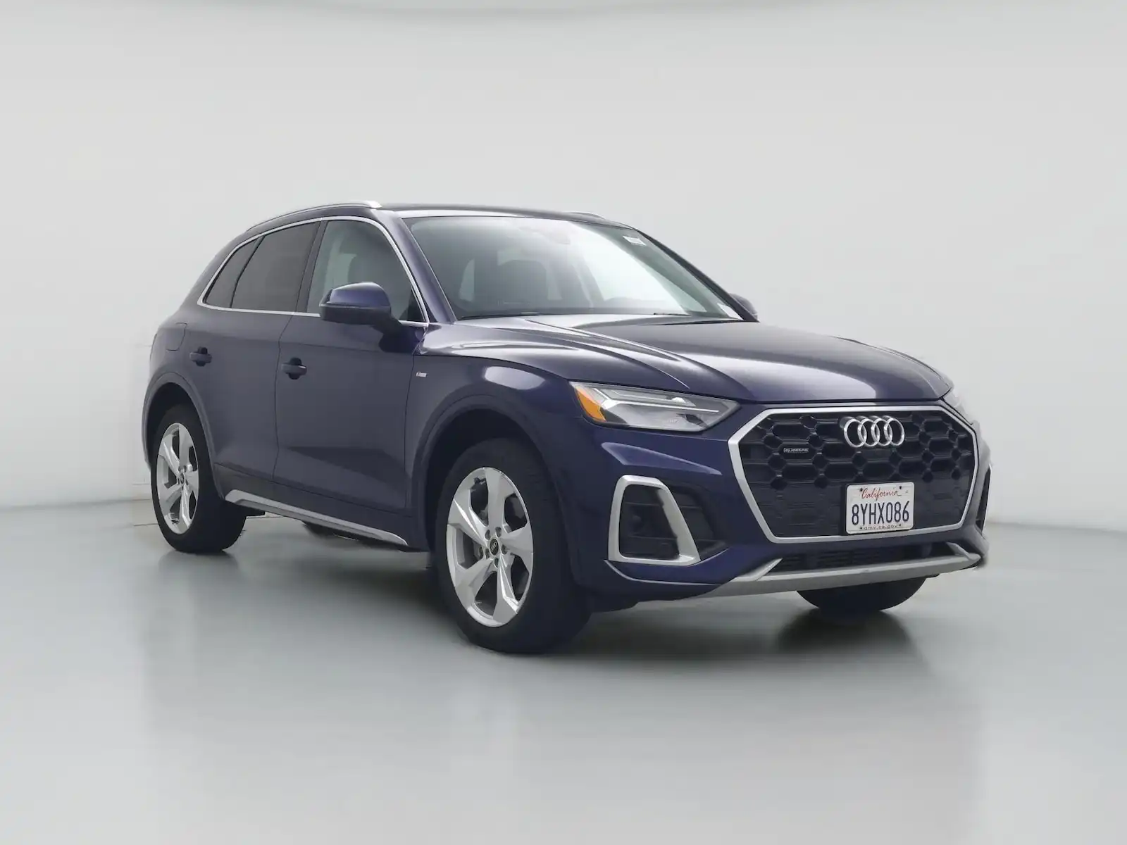 2022 Audi Q5 45 Premium Plus's photo