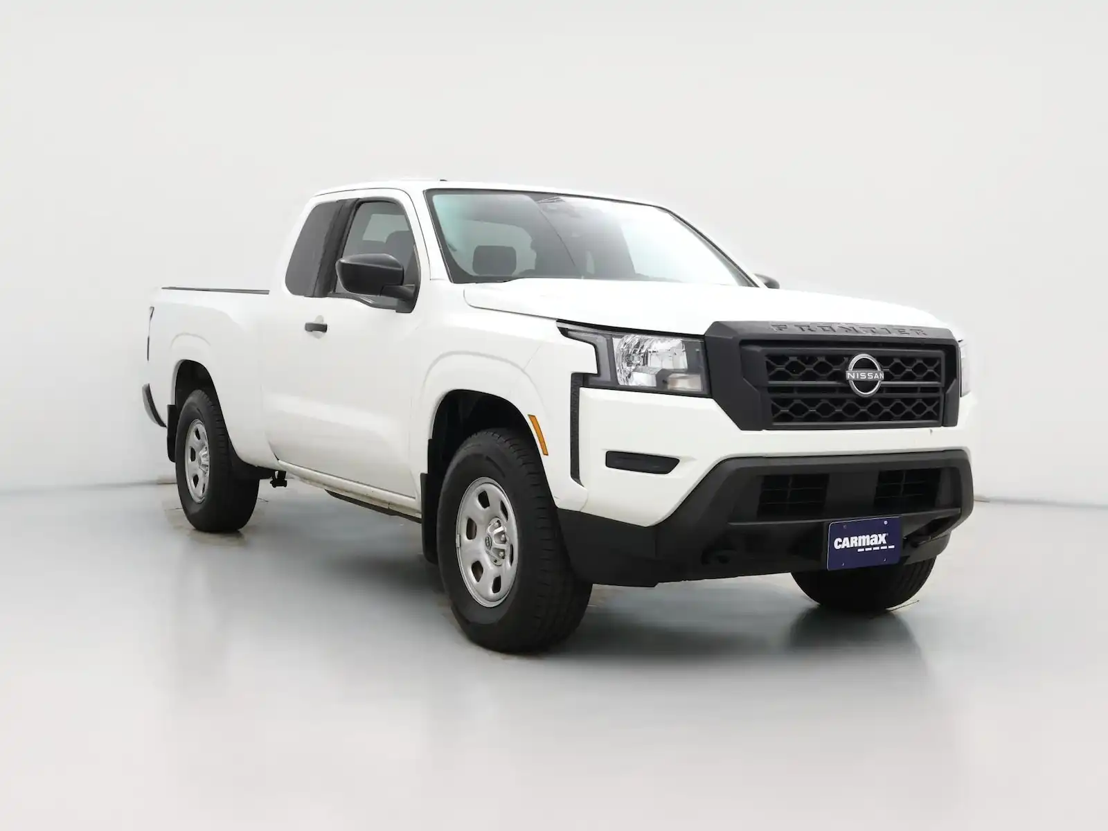 2022 Nissan Frontier S King Cab 4WD's photo