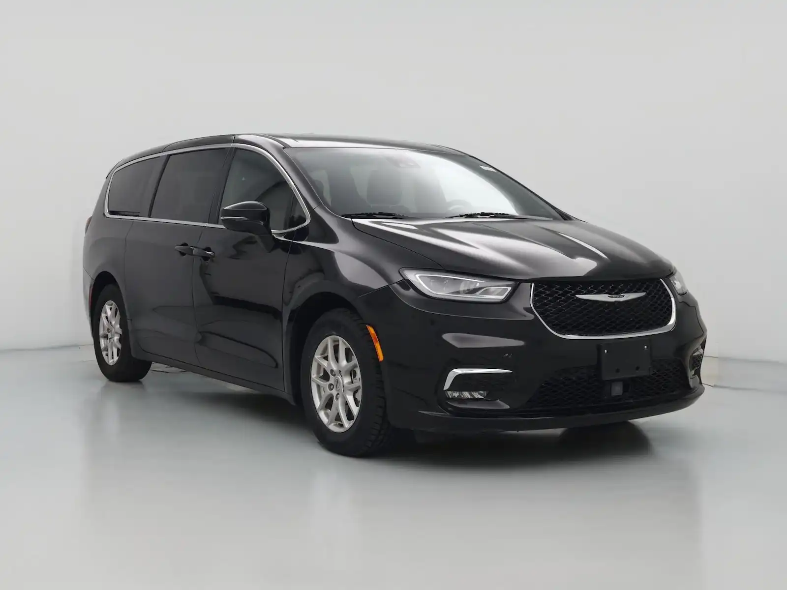 2025 Chrysler Pacifica Select's photo