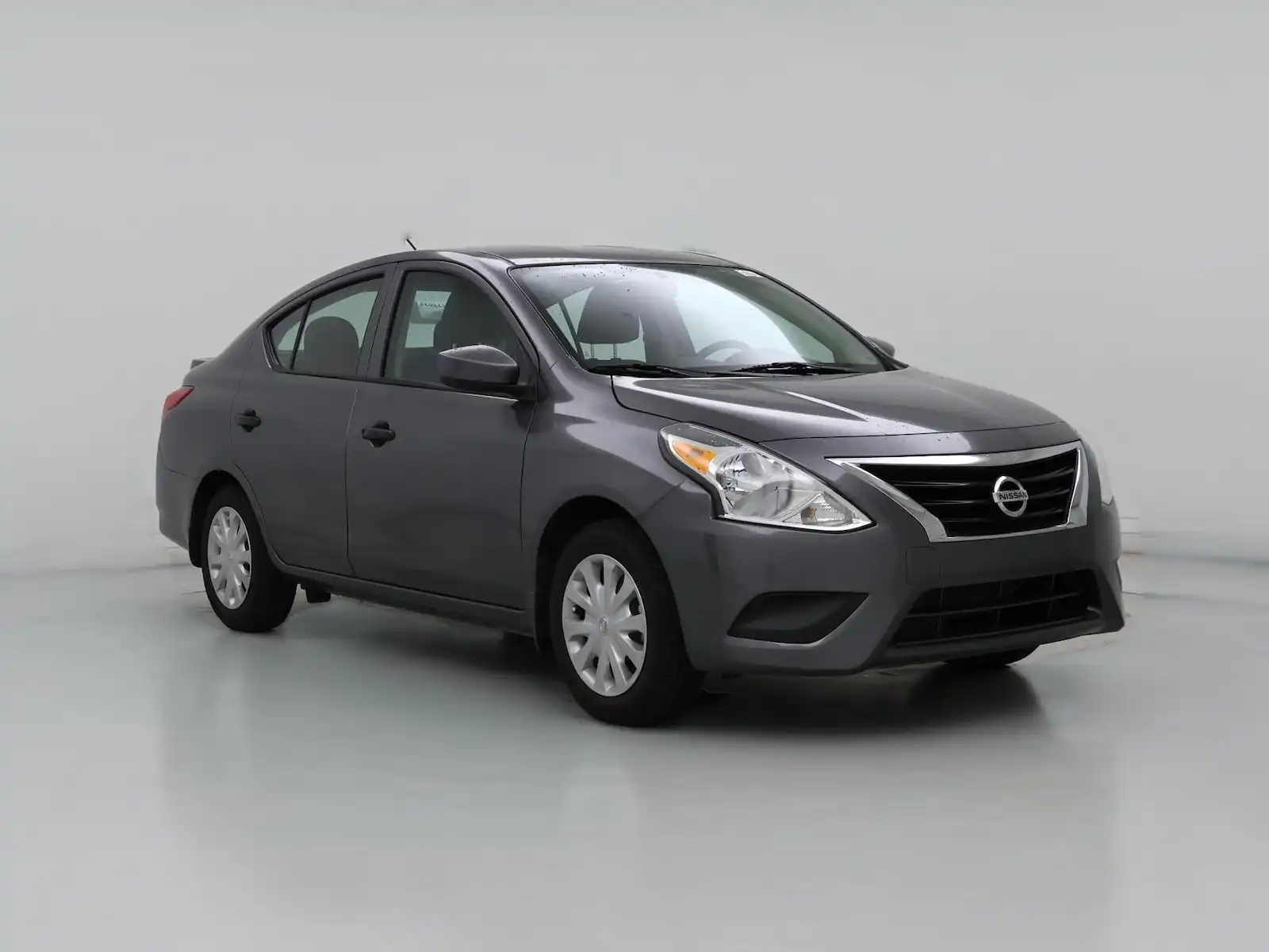 2019 Nissan Versa 1.6 S Plus CVT's photo