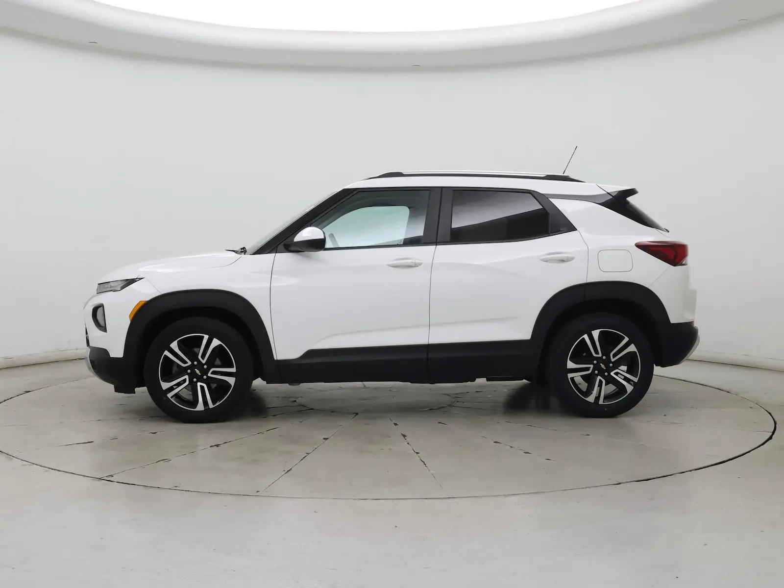 2023 Chevrolet Trailblazer LT photo 4