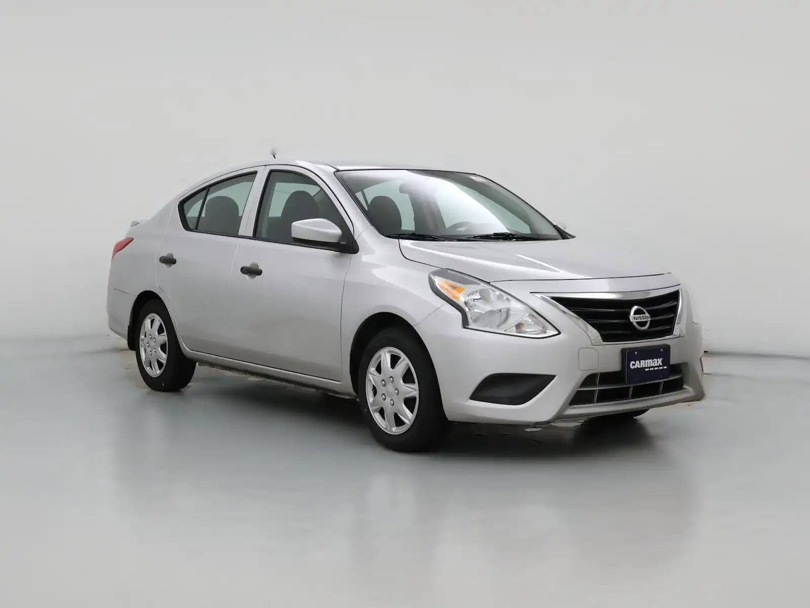 2018 Nissan Versa 1.6 S Plus CVT's photo