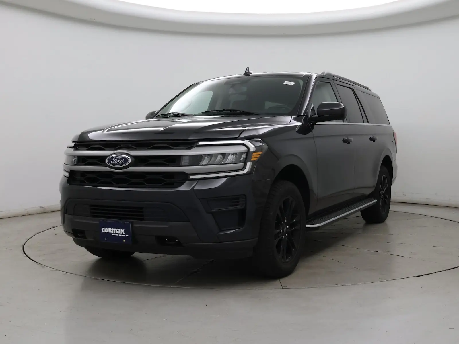 2023 Ford Expedition XLT 4WD MAX photo 5