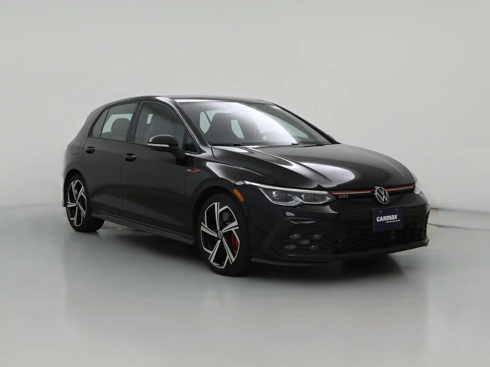 2024 Volkswagen Golf GTI 2.0T SE 4-Door DSG's photo