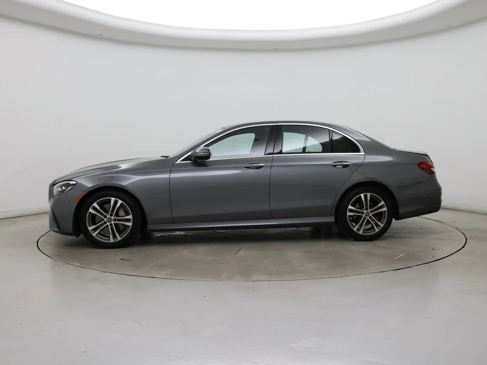2021 Mercedes-Benz E-Class E350 4MATIC photo 4