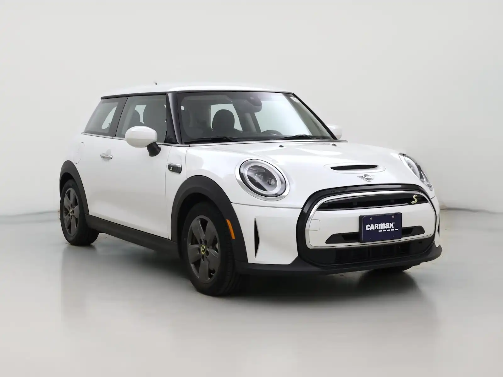 2024 MINI Hardtop Cooper SE's photo
