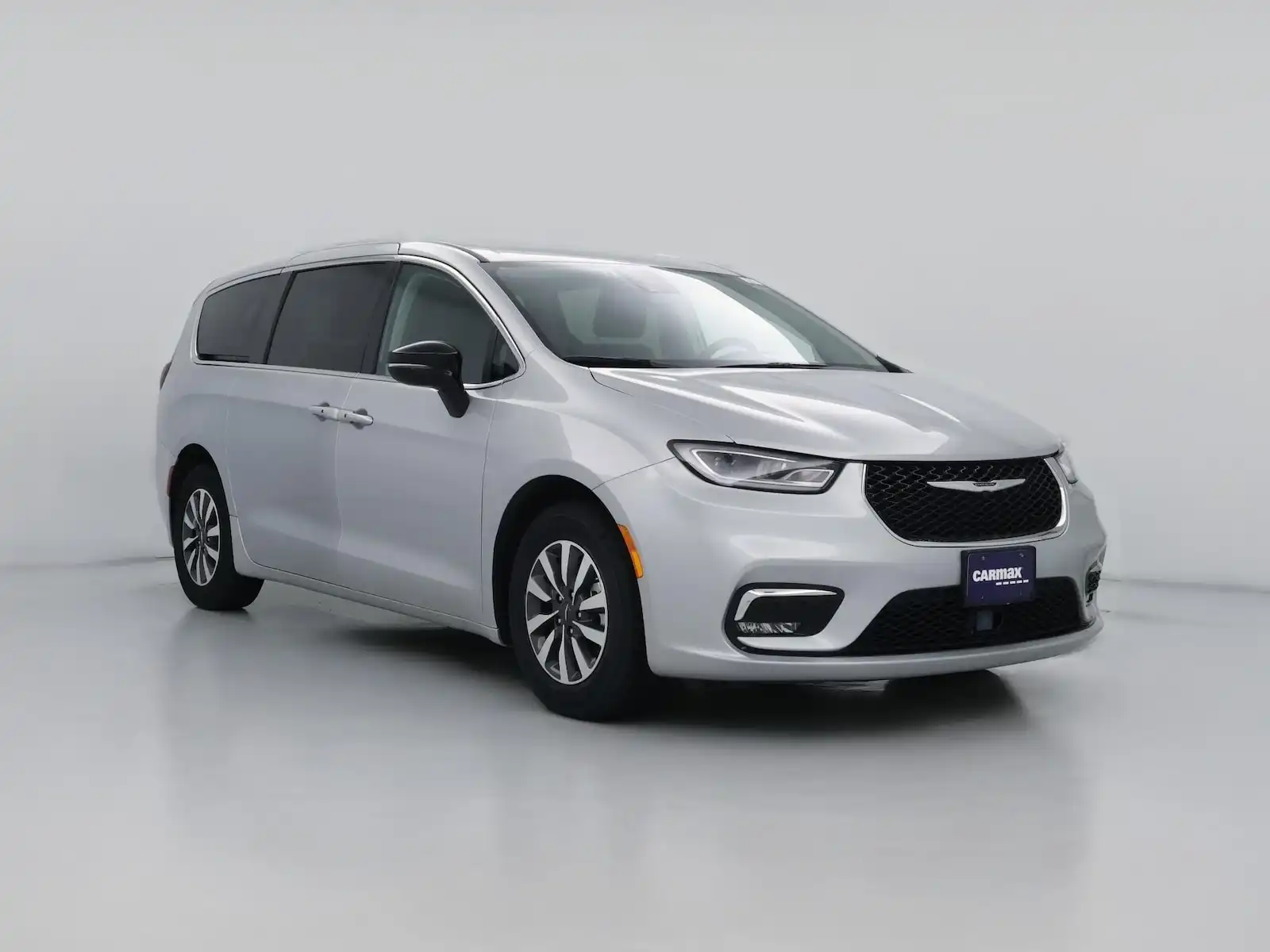 2024 Chrysler Pacifica Hybrid PHEV Select's photo