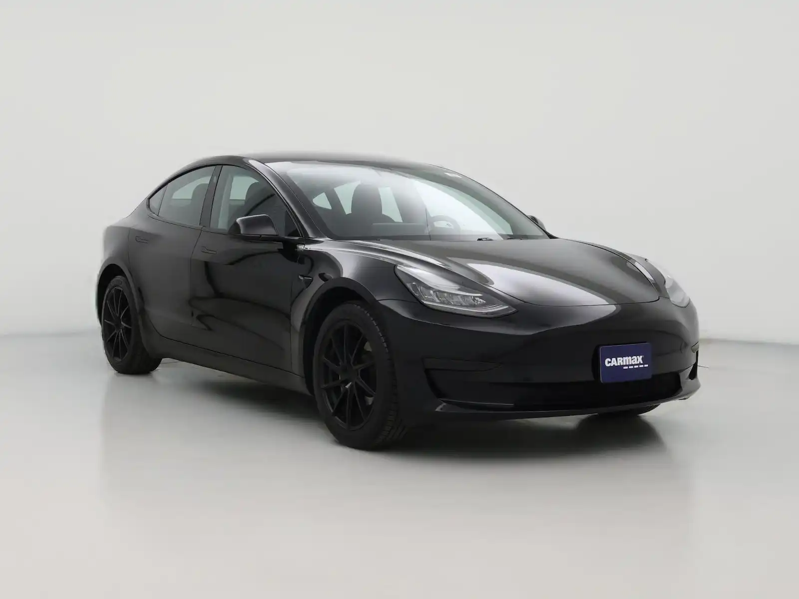 2019 Tesla Model 3 Standard Range Plus's photo