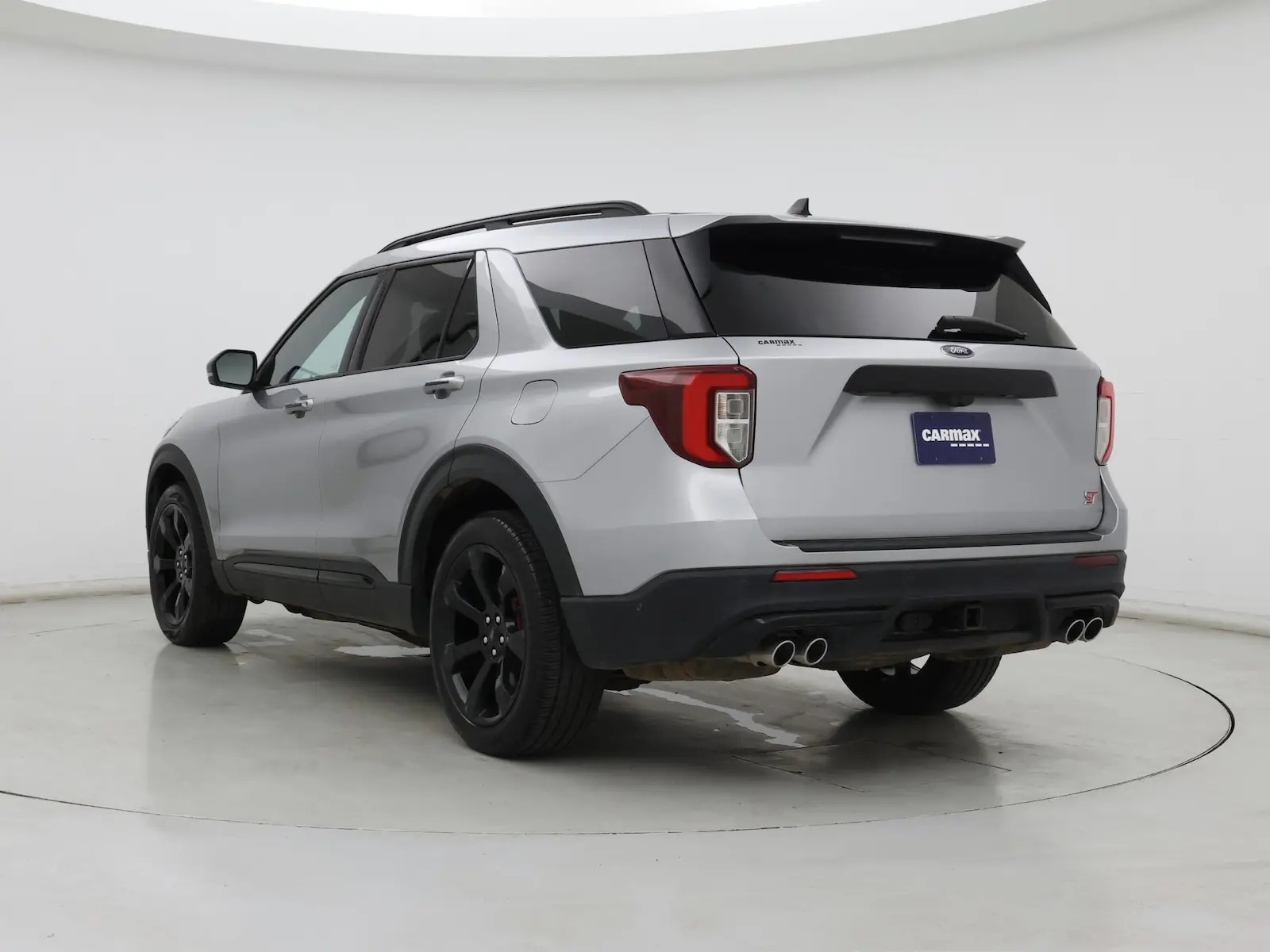 2022 Ford Explorer ST 4WD photo 3