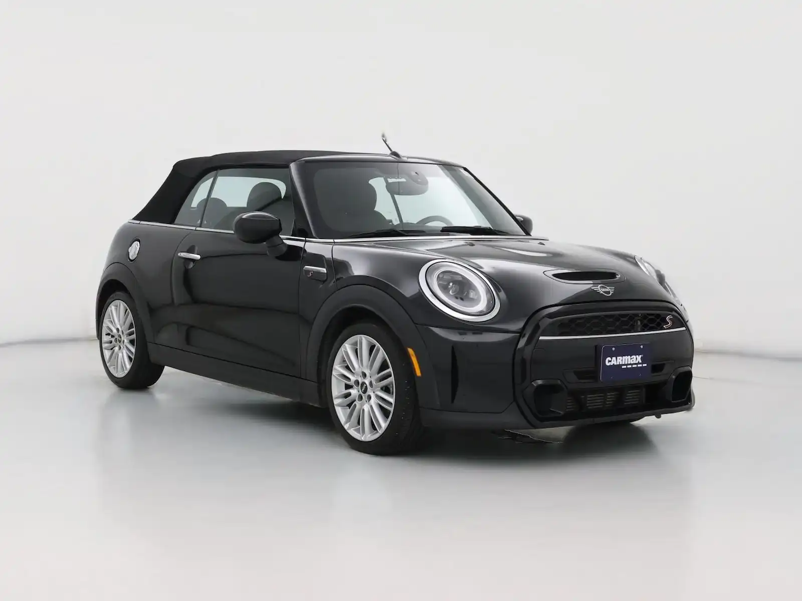 2024 MINI Convertible Cooper S's photo