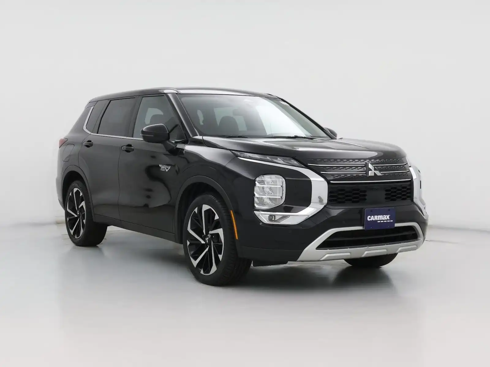 2023 Mitsubishi Outlander Plug-in Hybrid SE S-AWC's photo