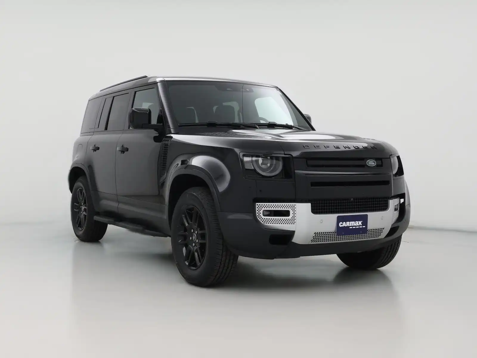 2025 Land Rover Defender 110 P300 S's photo