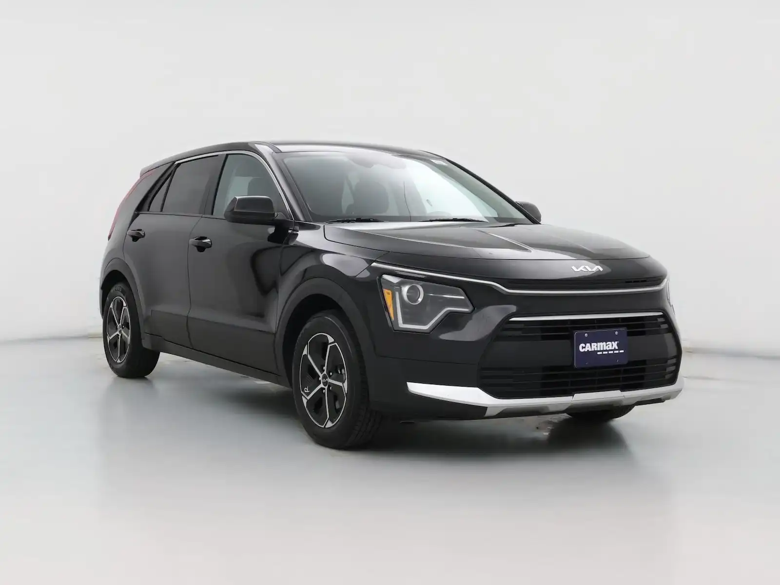 2025 Kia Niro Hybrid LX's photo